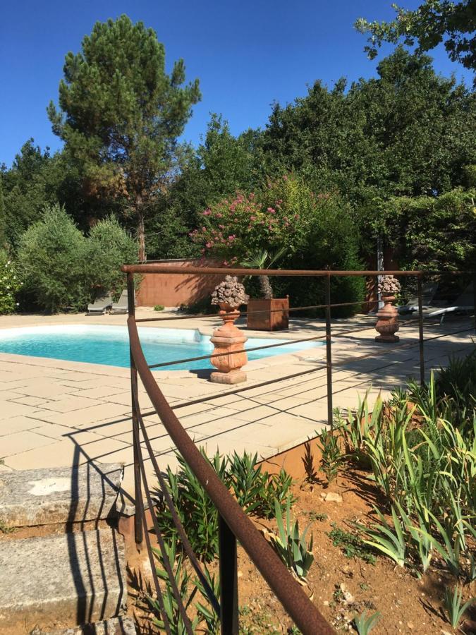 Le Bois De La Cour Roussillon en Isere